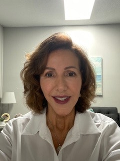 Eleanor T, MD Psychiatrist